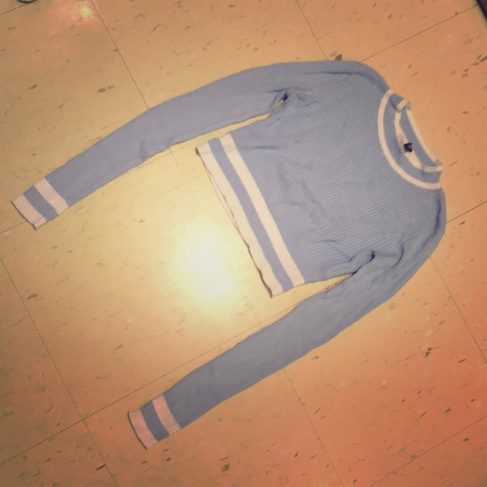 Crop sweater